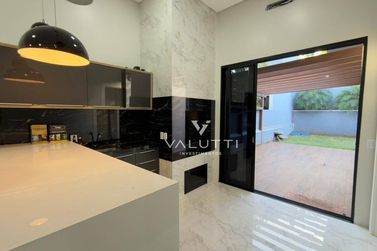 Casa &agrave; venda - 215m&sup2; - Condom&iacute;nio Residencial Vila A Park