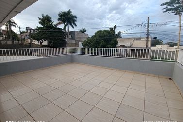 Sobrado &agrave; venda - 150m&sup2; - Centro