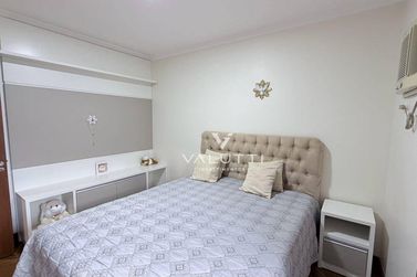 Casa &agrave; venda - 388m&sup2; - Condom&iacute;nio Vila Residencial B