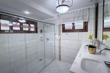 Casa &agrave; venda - 388m&sup2; - Condom&iacute;nio Vila Residencial B