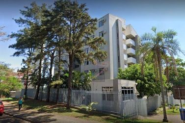 Apartamento &agrave; venda - 86m&sup2; - Centro