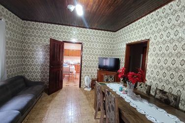 Ch&aacute;cara &agrave; venda - 150m&sup2; - Mata Verde