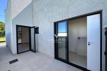 Casa &agrave; venda - 189m&sup2; - Condom&iacute;nio Residencial Safira