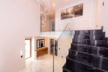 Sobrado &agrave; venda - 278m&sup2; - Jardim Canad&aacute;