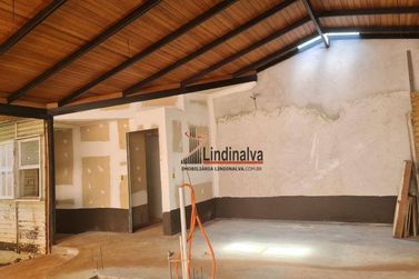 Casa &agrave; venda - 224m&sup2; - Vila A