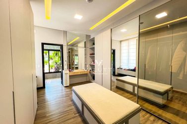 Casa &agrave; venda - 483m&sup2; - Condom&iacute;nio Residencial Castel Franco