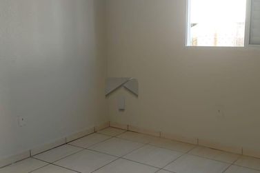 Apartamento para alugar - 43m&sup2; - Tr&ecirc;s Lagoas