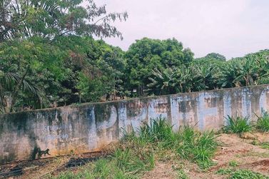 Terreno &agrave; venda - 513m&sup2; - Beverly Falls Park