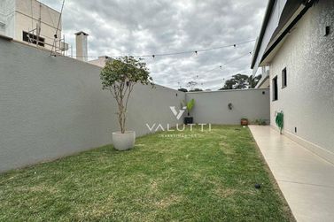 Casa &agrave; venda - 150m&sup2; - Condom&iacute;nio Residencial Igua&ccedil;u