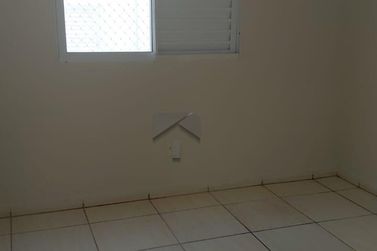 Apartamento para alugar - 43m&sup2; - Tr&ecirc;s Lagoas