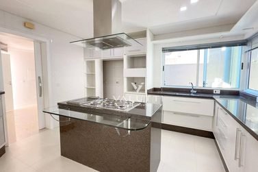 Casa &agrave; venda - 279m&sup2; - Condom&iacute;nio Residencial Porto Seguro