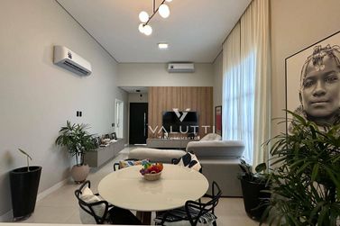 Casa &agrave; venda - 150m&sup2; - Condom&iacute;nio Residencial Igua&ccedil;u