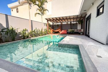 Casa &agrave; venda - 286m&sup2; - Condom&iacute;nio Residencial Porto Madero