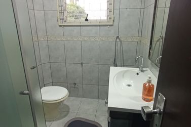 Sobrado &agrave; venda - 150m&sup2; - Centro