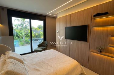 Casa &agrave; venda - 251m&sup2; - Royal Boulevard Yacht Residence e Resort