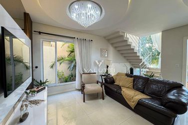 Sobrado &agrave; venda - 313m&sup2; - Condom&iacute;nio Residencial Dom Laurindo