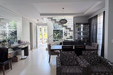 Sobrado &agrave; venda - 206m&sup2; - Condom&iacute;nio Terras Alpha I