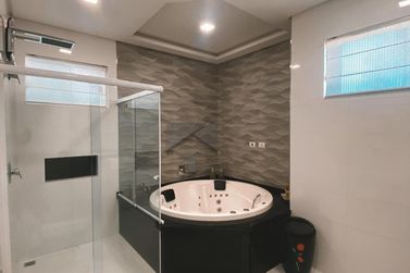 Casa &agrave; venda - 440m&sup2; - Vila Shalon