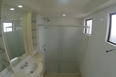 Apartamento &agrave; venda - 256m&sup2; - Centro