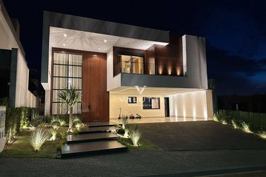 Sobrado &agrave; venda - 472m&sup2; - Condom&iacute;nio Residencial Esmeralda
