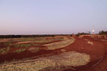 Ch&aacute;cara &agrave; venda - 10000m&sup2; - Alto da Boa Vista