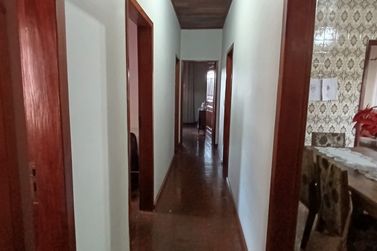 Ch&aacute;cara &agrave; venda - 150m&sup2; - Mata Verde
