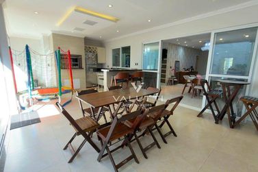 Sobrado &agrave; venda - 350m&sup2; - Condom&iacute;nio Country Igua&ccedil;u