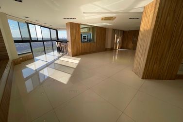 Apartamento &agrave; venda - 340m&sup2; - Centro
