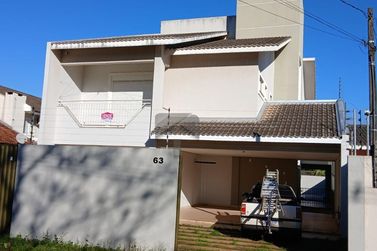 Sobrado &agrave; venda - 180m&sup2; - Jardim Naipi
