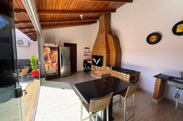 Casa &agrave; venda - 280m&sup2; - Jardim Panorama