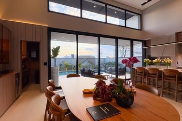 Casa &agrave; venda - 284m&sup2; - Carim&atilde;