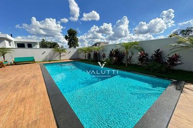 Sobrado &agrave; venda - 544m&sup2; - Condom&iacute;nio Residencial Esmeralda