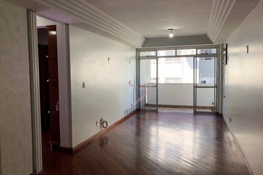Apartamento &agrave; venda - 86m&sup2; - Centro