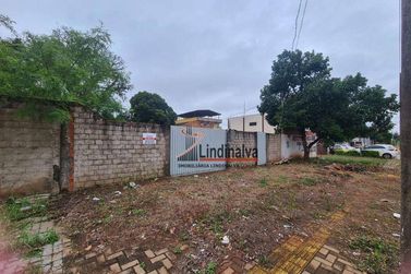 Terreno para alugar - 455m&sup2; - Parque Presidente