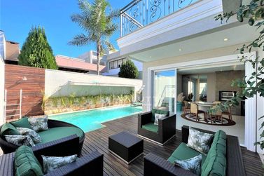 Sobrado &agrave; venda - 330m&sup2; - Condom&iacute;nio Residencial Vila A Park