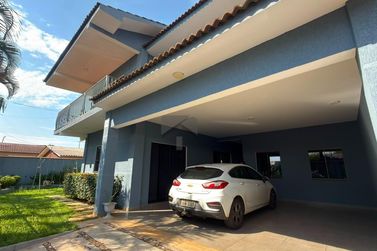 Sobrado &agrave; venda - 375m&sup2; - Porto Meira