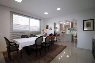 Sobrado &agrave; venda - 355m&sup2; - Condominio Country Igua&ccedil;u
