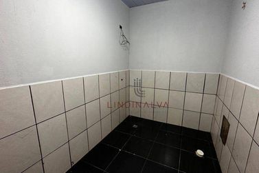 Sal&atilde;o Comercial para alugar - 720m&sup2; - Distrito Industrial