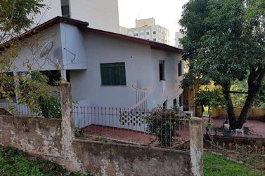 Terreno &agrave; venda - 1000m&sup2; - Centro