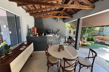 Casa &agrave; venda - 200m&sup2; - Vila A