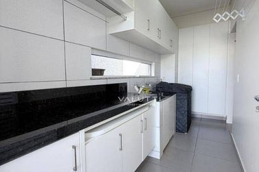 Casa &agrave; venda - 236m&sup2; - Condom&iacute;nio Arco de Paris