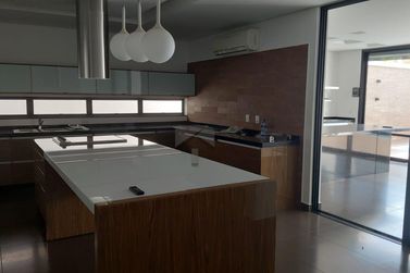 Casa &agrave; venda - 760m&sup2; - Maracan&atilde;