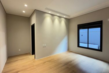 Casa &agrave; venda - 340m&sup2; - Condom&iacute;nio Solar das Palmeiras