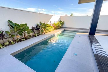 Sobrado &agrave; venda - 400m&sup2; - Royal Boulevard Yacht Residence e Resort