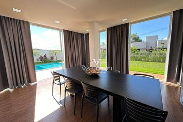 Sobrado &agrave; venda - 544m&sup2; - Condom&iacute;nio Residencial Esmeralda