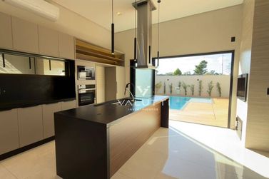 Casa &agrave; venda - 252m&sup2; - Condom&iacute;nio &Aacute;guas Claras