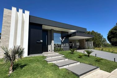 Casa &agrave; venda - 263m&sup2; - Royal Boulevard Yacht Residence e Resort