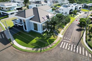 Sobrado &agrave; venda - 544m&sup2; - Condom&iacute;nio Residencial Esmeralda