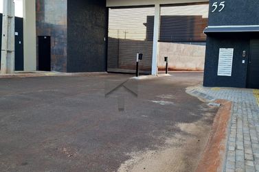 Terreno &agrave; venda - 353m&sup2; - Lancaster V
