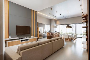 Casa &agrave; venda - 244m&sup2; - Royal Boulevard Yacht Residence e Resort